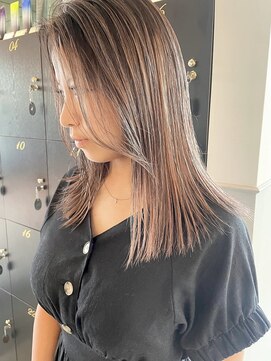アース コアフュールボーテ 松本庄内店(EARTH coiffure beaute) ミルクティーベージュバレイヤージュケアブリーチ切りっぱなし