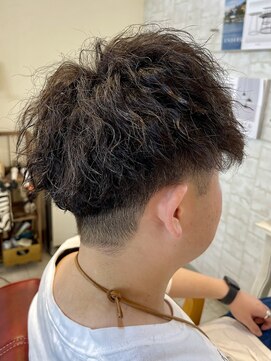 クオリア(Quaria) メンズマッシュ/ショートパーマ/ツイスパ人気No. 1☆
