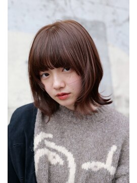 ウルト(ult) 重めバングレイヤーボブ