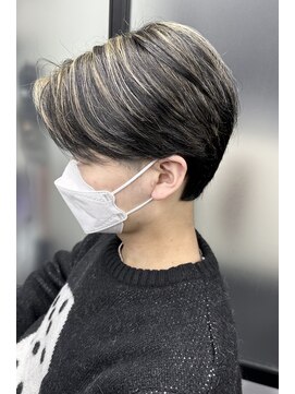 リアオオサカ テラス 梅田(Ria OSAKA terrace) ～メンズ　メッシュ　ハイライトカラー～ 【Ria 大阪 梅田】