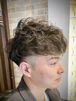 バーニーズ バーバークラブ(BARNEYS BARBER CLUB)の写真/自宅で簡単にセットができるだけでなく、モチの良さにもこだわる絶妙なカット!ワンランク上のstyleに★