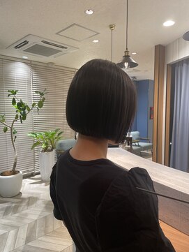 アース 三田南ウッディタウン店(HAIR&MAKE EARTH) 20代30代40代前下がりストレート大人ボブリップライン
