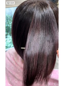 スウィート ハイライトデザインカラー＋メテオアルカリ酸熱トリートメント