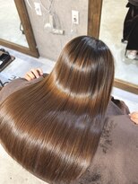 スリー(THREE)&nbsp;髪質改善トリートメント  縮毛矯正　ストレート　酸性　カラー