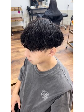 メルシー トータル ブランディング サロン(merci TOTAL BRANDING SALON) メンズ 緩め波巻スパイラルパーマ