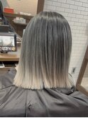 切りっぱなしボブ×バレイヤージュ