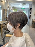 白髪ぼかしハイライト＊刈り上げショート