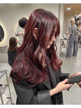 ソル ジングウマエ(SOL JINGUMAE) ☆赤髪/レイヤーカット/ハイトーンレイヤー/韓国レイヤー