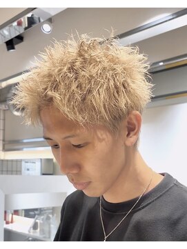 ルースト 京都河原町店(ROOST) スパイキーショート