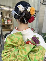 ピークアブー 銀座中央通り(PEEK-A-BOO)&nbsp;成人式ヘアセットアップカチモリリボンアレンジ