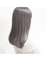 ケアリー 越谷レイクタウン(Carelly)&nbsp;アッシュカラー/ブリーチなし/デザインカラー/ミディアム/