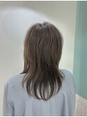 ハイトーンベージュ×セミロングレイヤー