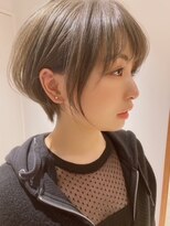 アリエッタ ギンザツー(ARIETTA GINZA2)&nbsp;ハイトーンカラー が可愛いショート　くすみグレージュ　韓国風