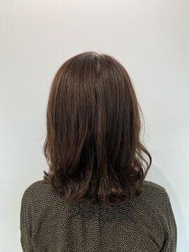 アドラーブル 松崎店(adorable) 20代30代40代★大人かわいい☆無造作カール♪ひし形くびれミディ