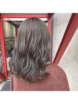 モップアップ ゾイトロープ(Mop up zoe trope) 柔らかアッシュベージュ