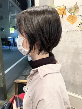 アミュレ(Amule) 伸ばしかけにも◎暗髪こなれ丸みショートボブ40代梅ヶ丘美容室
