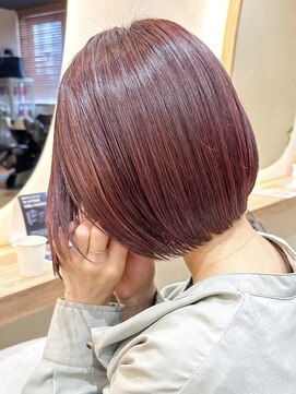 ヒビヲ(HIBIO) ショートボブハイトーンミルクティーベージュカラーダブルカラー