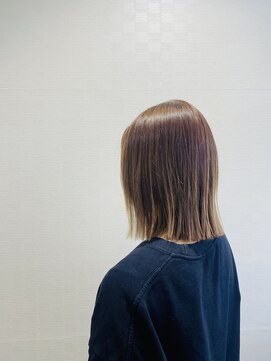 エアリーヘア 切りっぱなしボブ