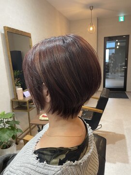 アンドシータ(and Sheta) ショートボブ