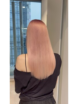 モニカ 原宿店(MONIQA) ホワイトピンク