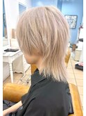 ハイトーン/ブリーチ/ホワイトブロンド/ウルフカット/個性的
