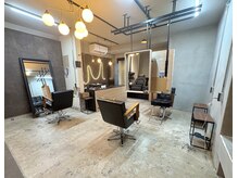 温かみのある空間に仕上げました♪