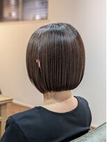 ウィスカーヘアー(whisker hair) ハイライトボブ グレージュ