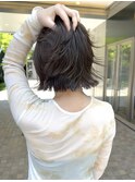栄ハイライト透明感耳掛けボブスタイル
