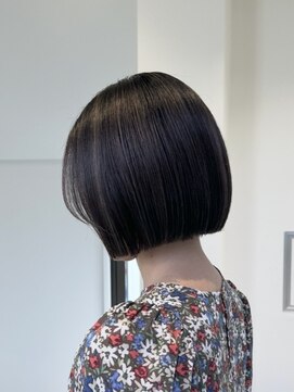 ルイ(ROUIS produced by LUCK 津田沼) ROUIS 津田沼 ボブ ハイライト