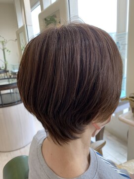 イーズヘアー(ease hair) ショート