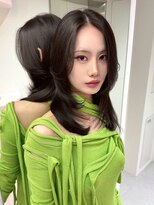 ヴィヴィー 青山表参道店(ViVIE) 伸ばしかけの方におすすめミディアムレイヤー