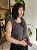 お顔まわりに沿うボブレイヤー/ボルドーカラー