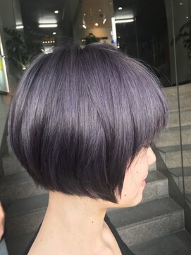ヘアーリゾートラシックアールプラス(hair resort lachiq R+) 《R＋》ラベンダーグレー☆前下がりショート
