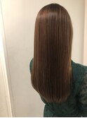 《GRANDLINE》美髪、ミネコラ、カーキベージュ