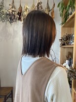 イング(ing) khaki beige × bob