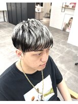 エル オオサカ 心斎橋店(L. OSAKA)&nbsp;シルキーブロンドエンドブラック_束感ショートツーブロック_S84