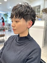 グラフ 日本橋(GRAFF)&nbsp;スーツ短髪ツーブロック束感モテる黒髪シークレットパーマ流行