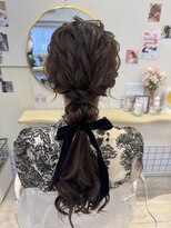 ヘアメイクアンドセットサロン リッコ(Hair make&set salon Ricco)&nbsp;大人可愛いゆるふわポニーテール/梅田ヘアセット