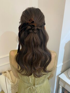 セット アンド バイ ルゥーダ 品川駅前店(SET and..by Rouxda.) ウェーブハーフアップ