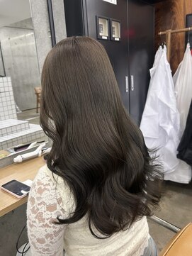 マジコ 表参道(Magico) 透明感オリーブカラー