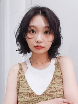 アルバム 池袋(ALBUM) 顔周りレイヤー韓国ヘアくびれミディミディアム_F1131