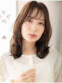 □くすみベージュアッシュ抜け感小顔ミディアム47川口30代40代
