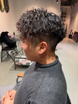 イズ(iss)&nbsp;ワイルドなパーマお任せください！