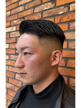 ドゥーエン 京橋店(DoEN) スキンフェード×サイドパート