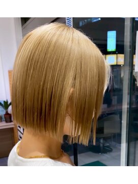 アッシュ 等々力店(Ash) ハイトーンカラーの方トリートメントしましょう!