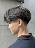ハイライトフェザーで羽のような毛流れを