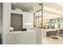 ご来店の際に予約は必須ですか？