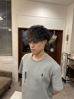 リーヘアアンドコー(lea hair.Co)の写真/トレンドを抑えたお洒落なパーマスタイルで一気に≪垢抜け≫≪モテ髪に≫簡単でかっこいいスタイルの実現！