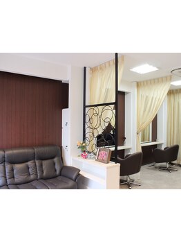 【草加駅徒歩5分】ゆったりとした空間に3席のプライベートサロン♪落ち着いた店内で癒しのお時間を…