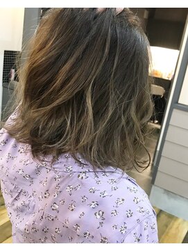 美容室 エイミー(H'Amie) グラデーション グレージュ